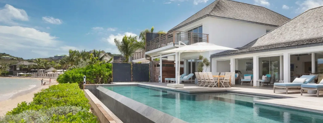 Villa Aqua & Bleu oceanfront pool and terrace